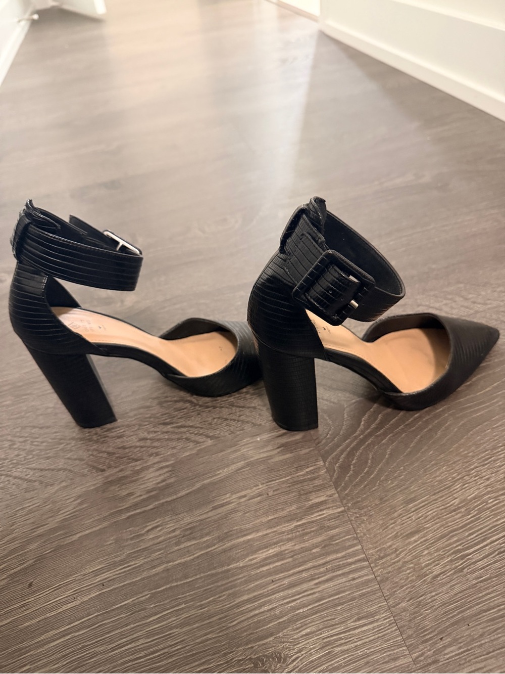Call It Spring Block Heel - Size 8 - Picture 4 of 6